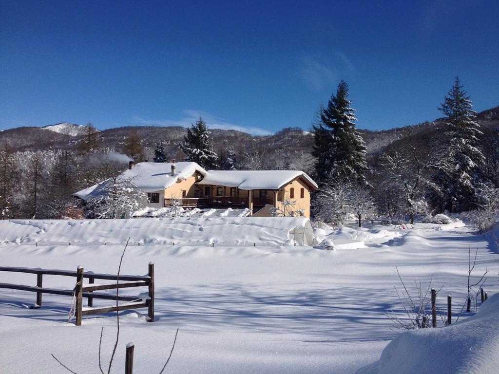 Vila Ca Di Voi Calizzano Exteriér fotografie